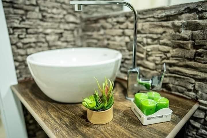 Finesi Apartments Охрид Экстерьер фото